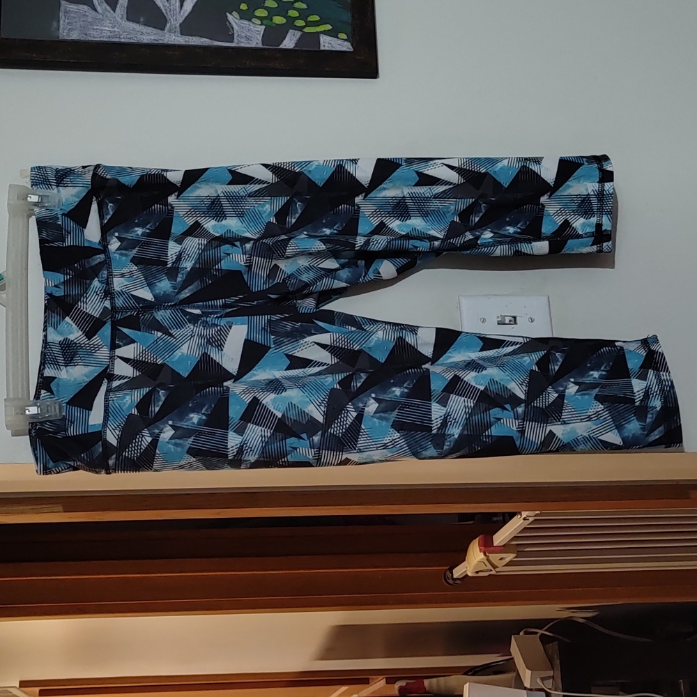 Athletic Capri Leggings